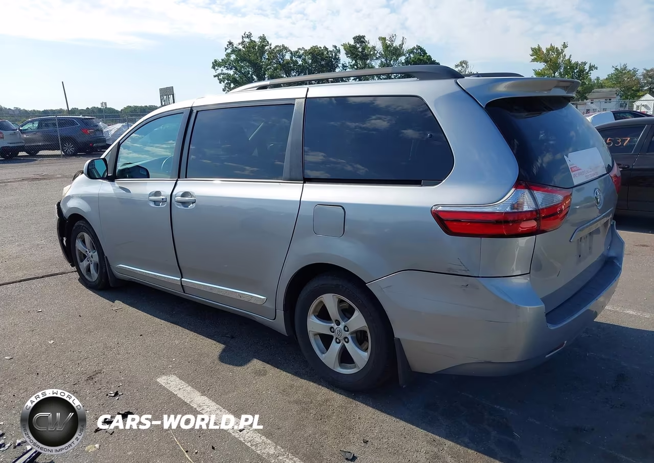 2017 Toyota Sienna Le 8 Passenger VIN:5TDKZ3DCXHS793837 - 3
