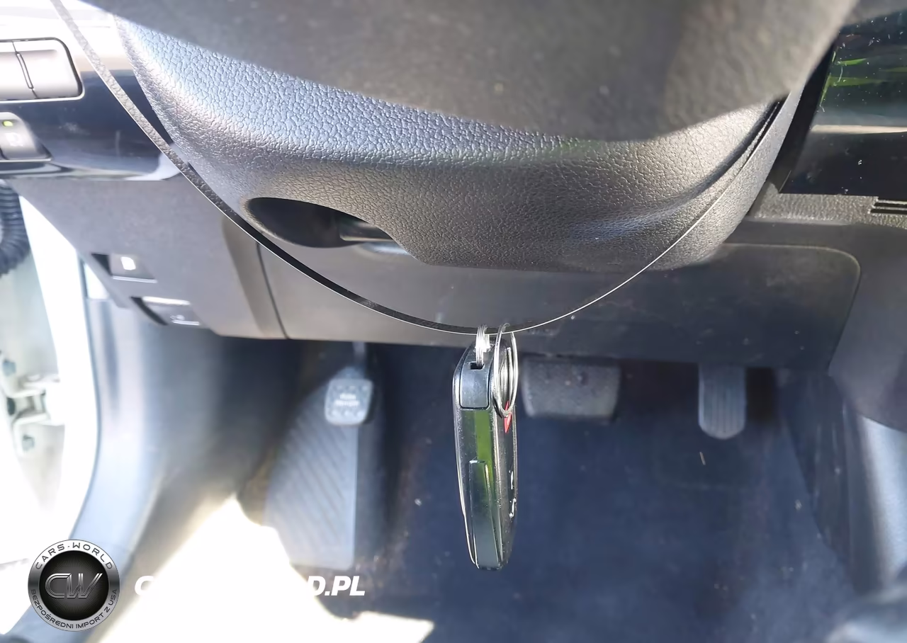 2017 Toyota Prius Three VIN:JTDKARFU5H3540829 - 11