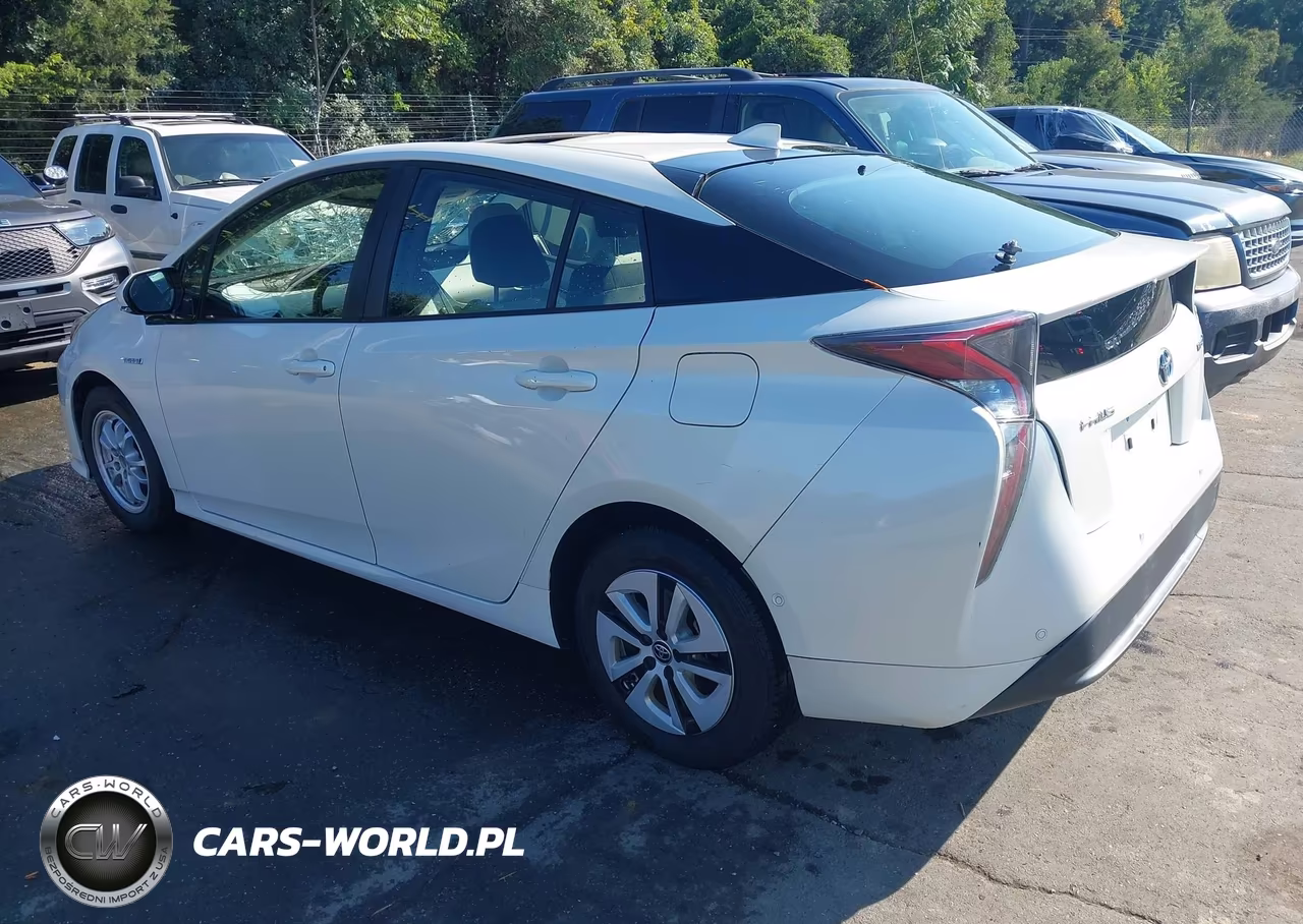 2017 Toyota Prius Three VIN:JTDKARFU5H3540829 - 3