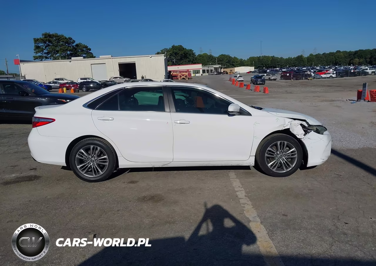 2015 Toyota Camry Se VIN:4T1BF1FK1FU052210 - 13