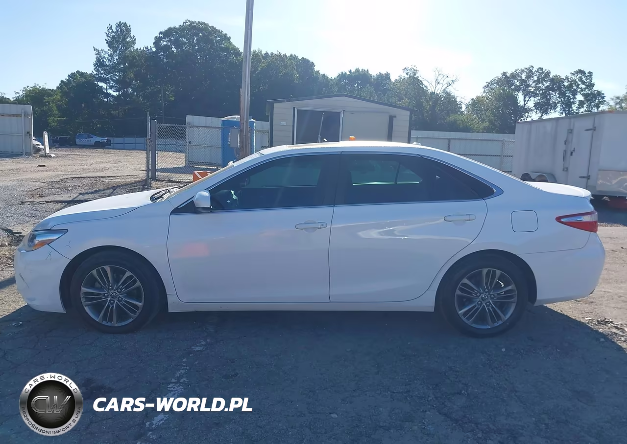 2015 Toyota Camry Se VIN:4T1BF1FK1FU052210 - 14
