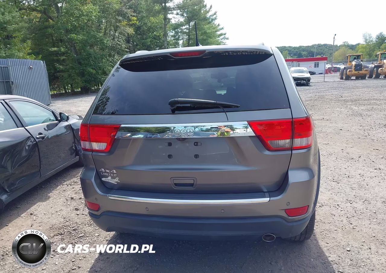 2013 Jeep Grand Cherokee Limited VIN:1C4RJFBG2DC507441 - 16