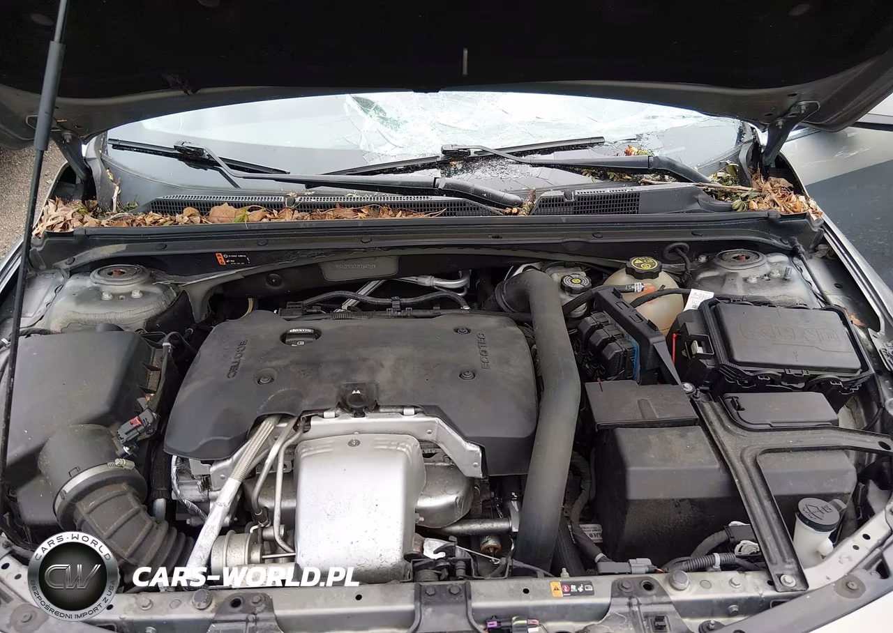 2018 Chevrolet Malibu Premier VIN:1G1ZE5SX7JF164725 - 10