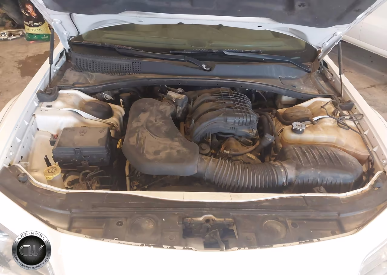 2012 Chrysler 300 Limited VIN:2C3CCAHG3CH156761 - 10