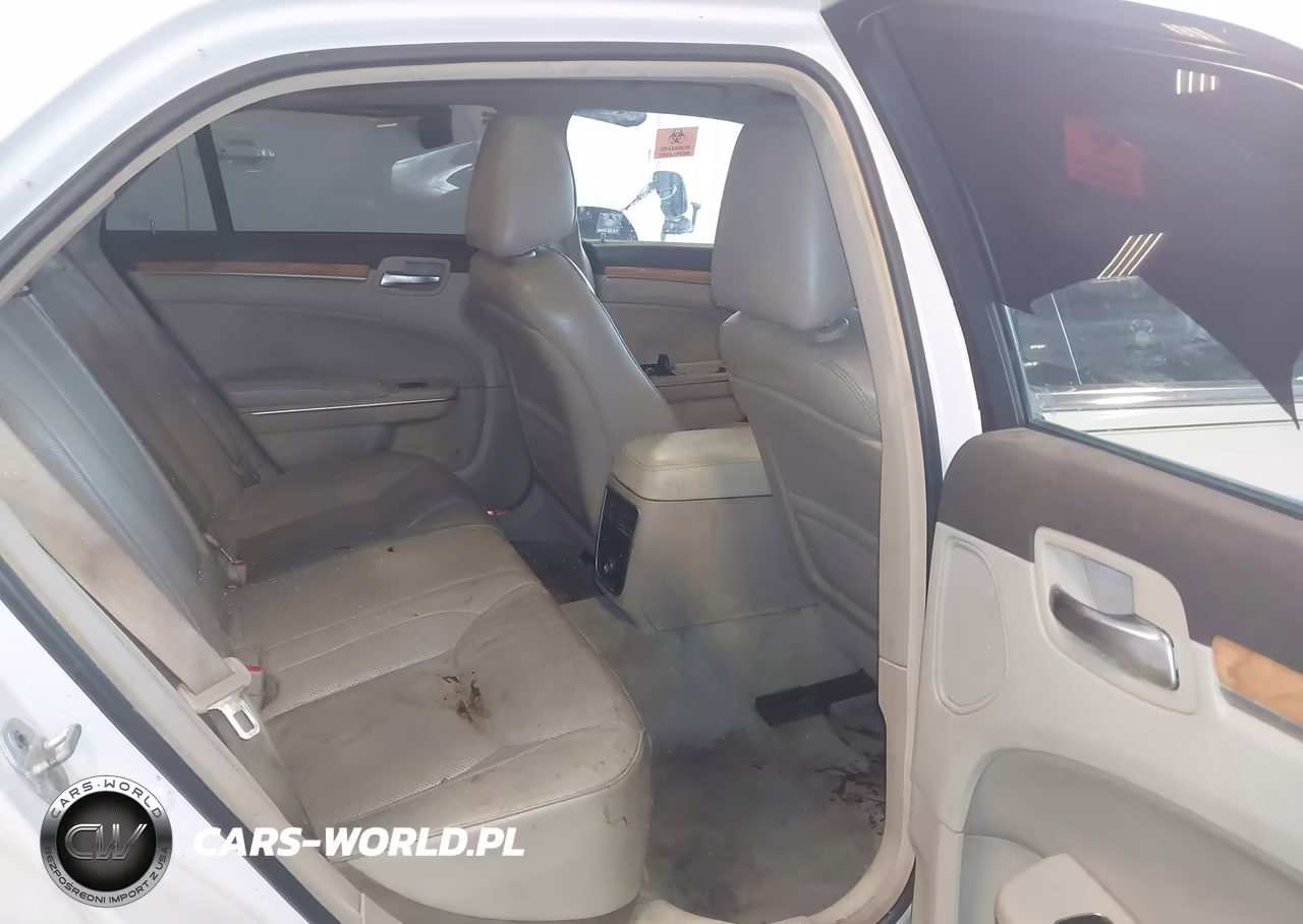 2012 Chrysler 300 Limited VIN:2C3CCAHG3CH156761 - 8