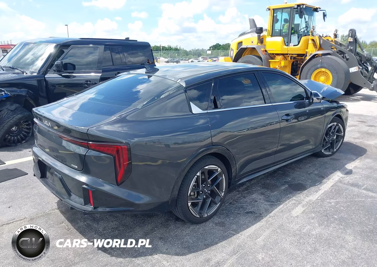2025 Kia K4 Gt-Line VIN:3KPFW4DE9SE173337 - 4