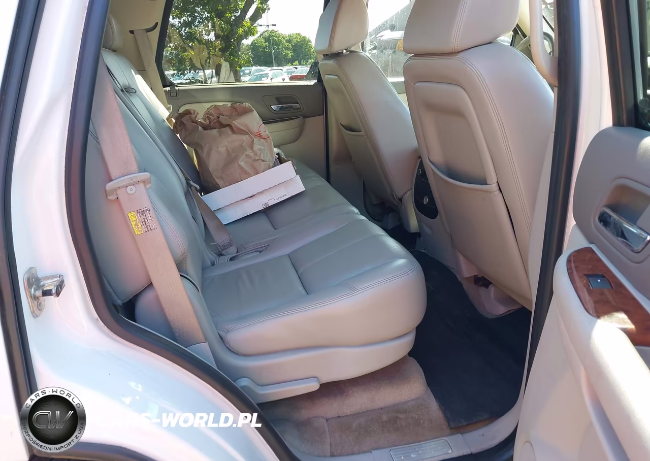 2007 Chevrolet Tahoe Lt VIN:1GNFK13027R228830 - 8