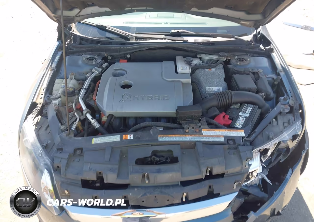 2012 Ford Fusion Hybrid VIN:3FADP0L37CR315066 - 10