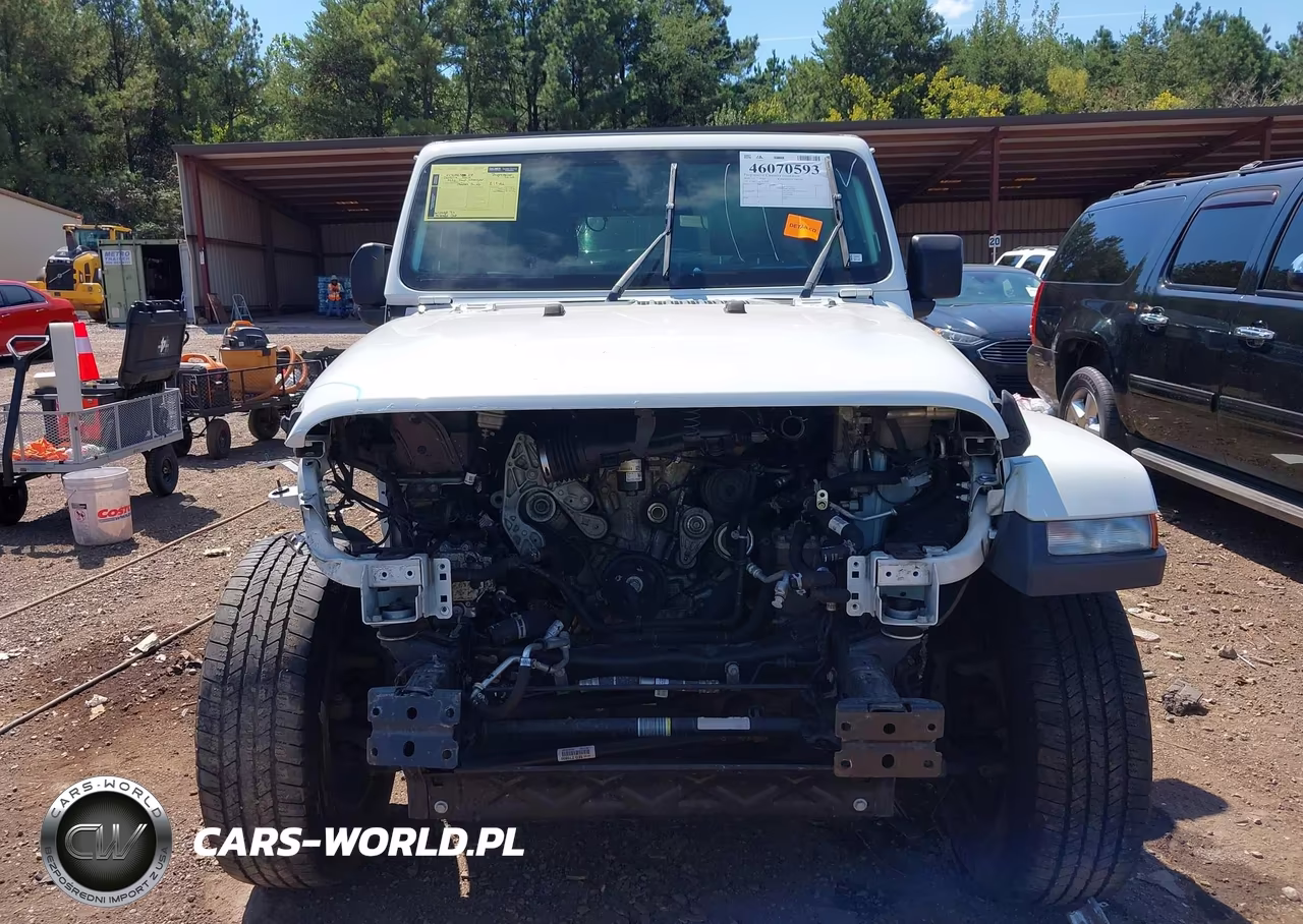 2020 Jeep Wrangler Unlimited Sahara 4X4 VIN:1C4HJXEN2LW131591 - 13