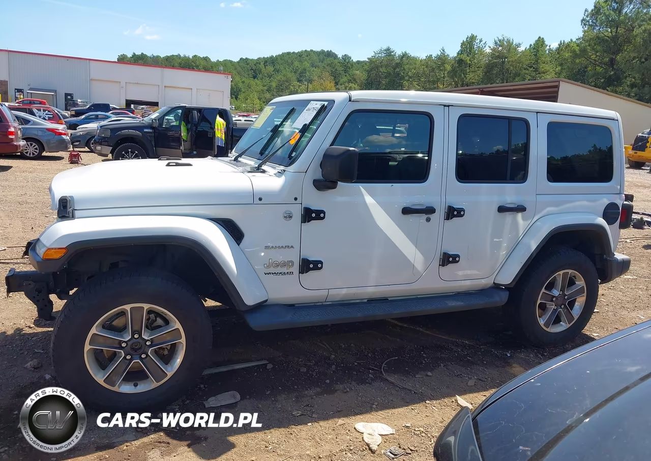 2020 Jeep Wrangler Unlimited Sahara 4X4 VIN:1C4HJXEN2LW131591 - 15