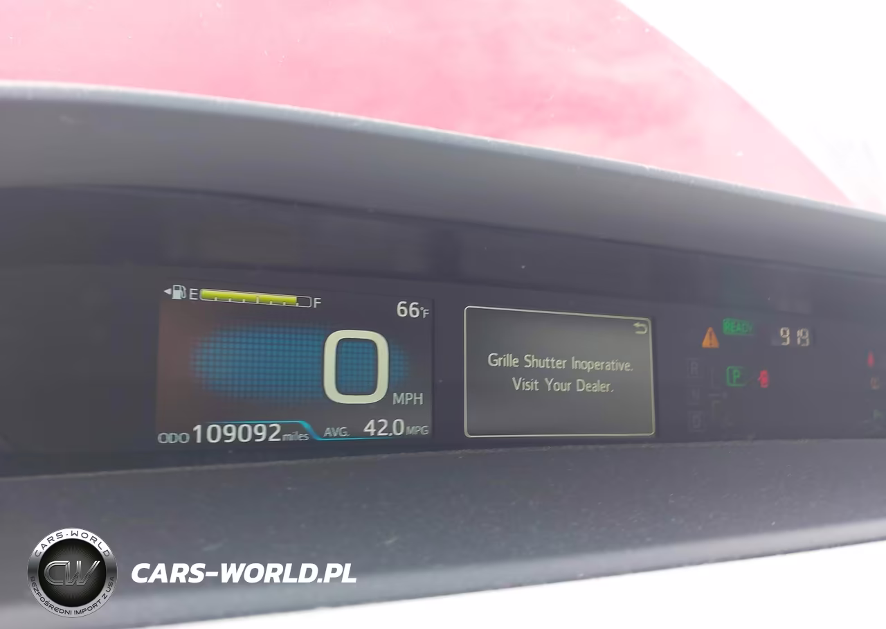 2020 Toyota Prius Le Awd-E VIN:JTDL9RFU1L3013165 - 7
