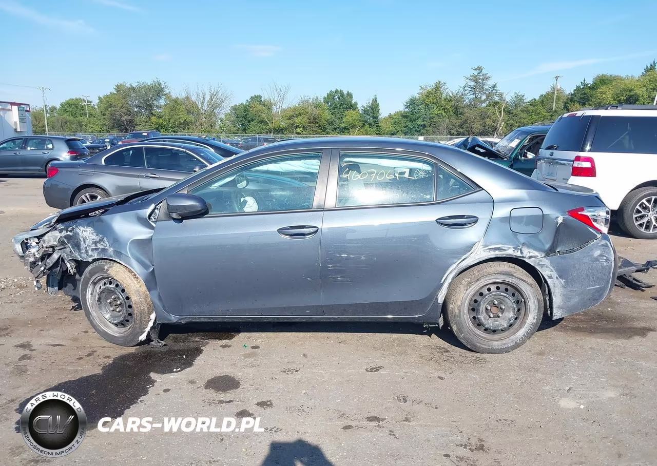 2015 Toyota Corolla Le VIN:2T1BURHE4FC310507 - 15
