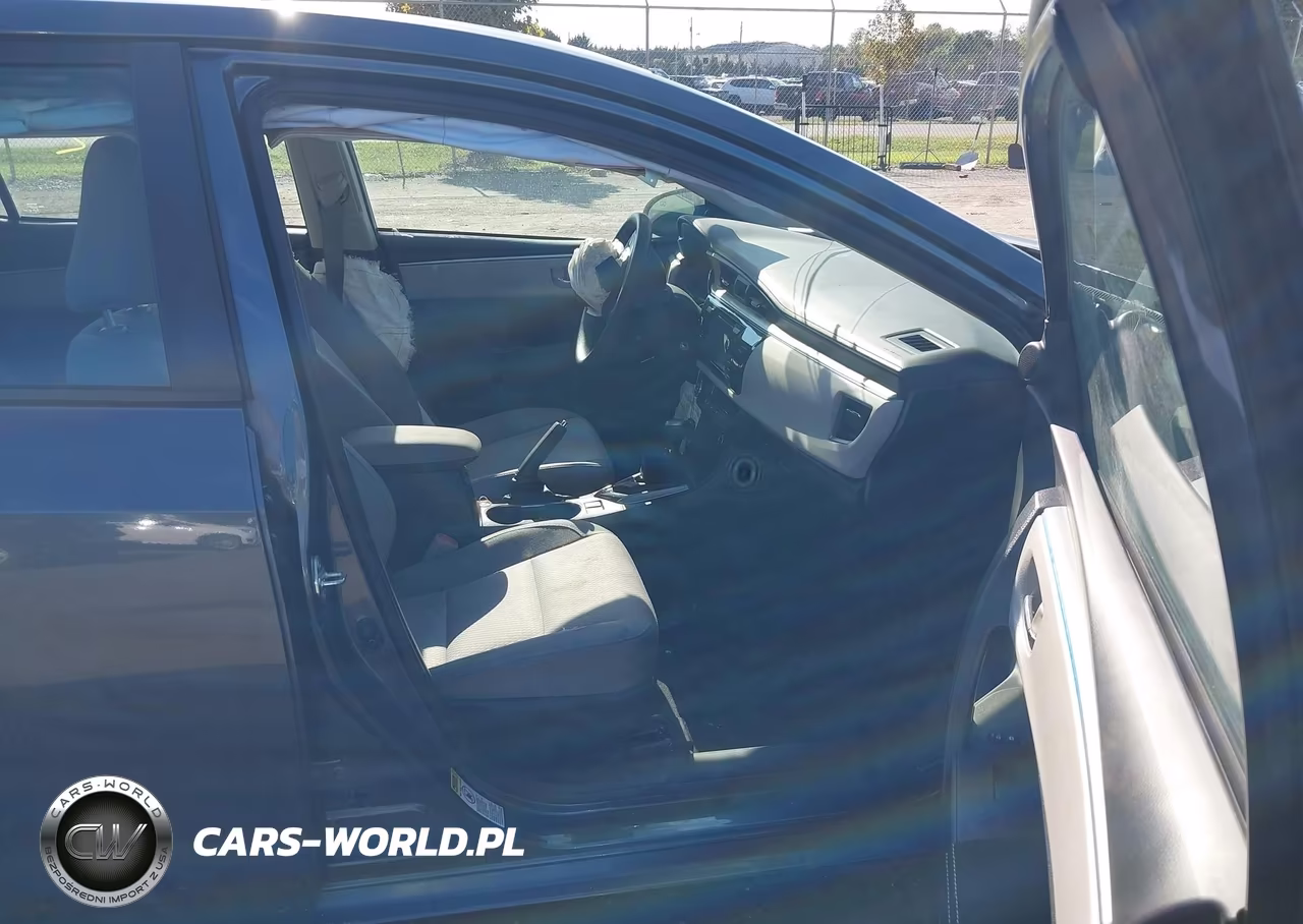 2015 Toyota Corolla Le VIN:2T1BURHE4FC310507 - 5