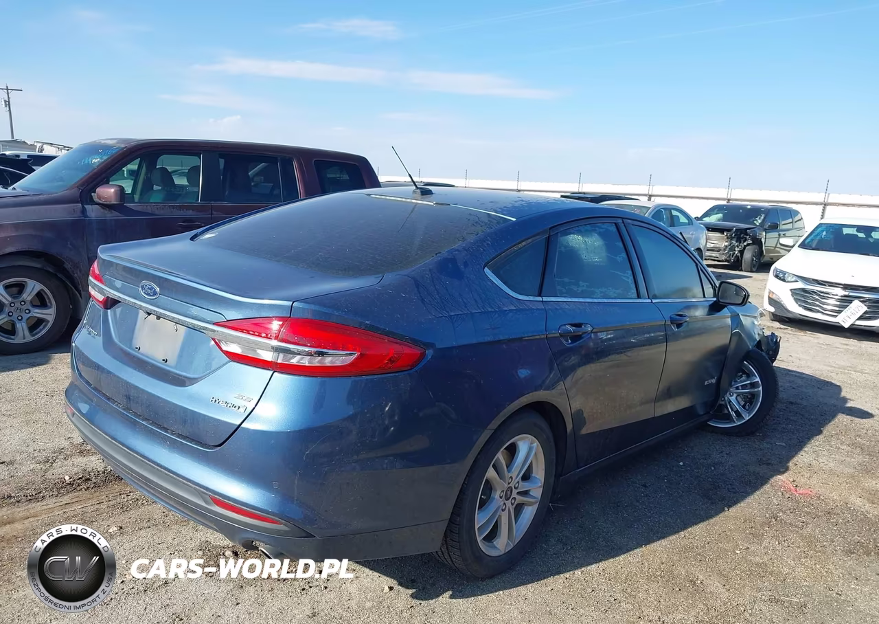 2018 Ford Fusion Hybrid Se VIN:3FA6P0LU4JR267475 - 4