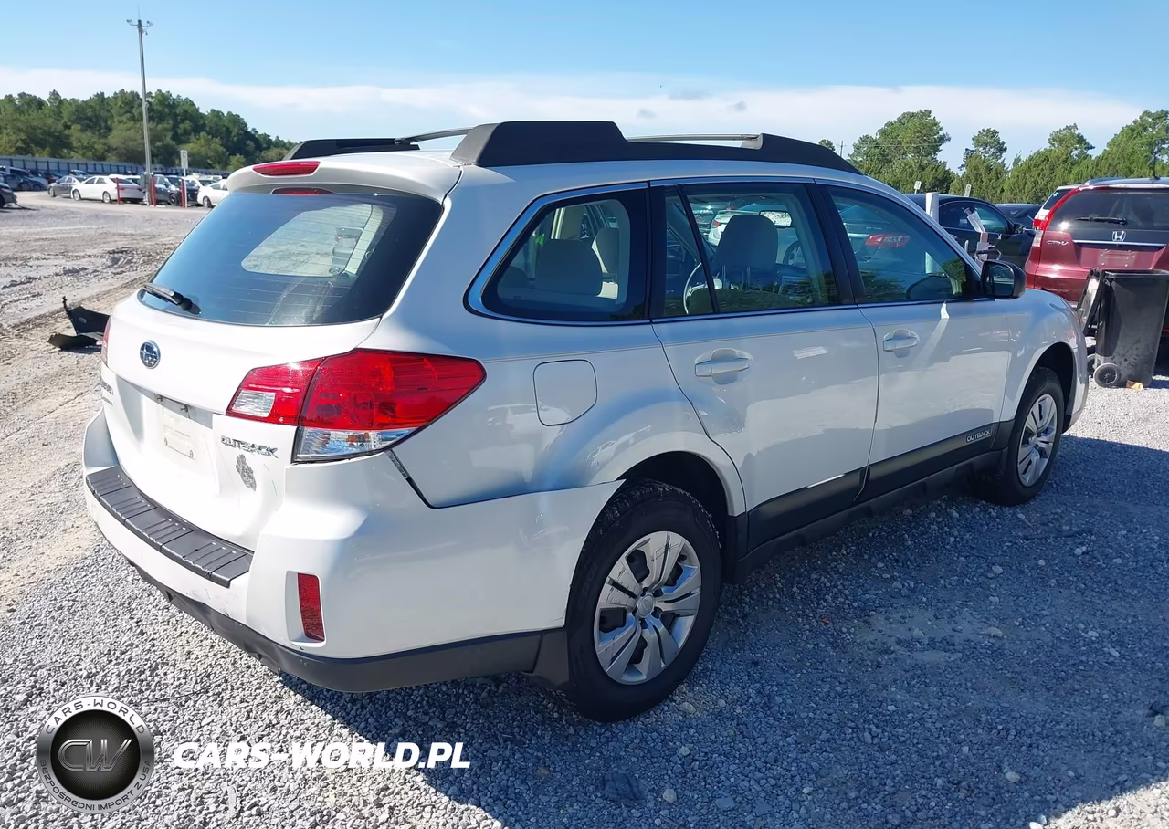2013 Subaru Outback 2.5I VIN:4S4BRCAC9D3308227 - 4