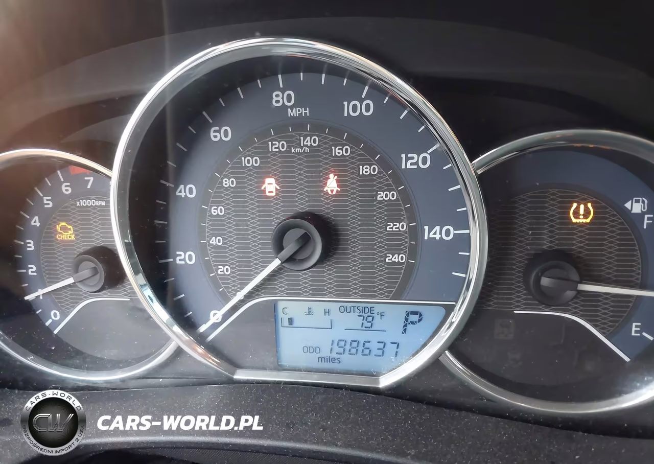 2016 Toyota Corolla Le Plus VIN:2T1BURHE2GC570129 - 15
