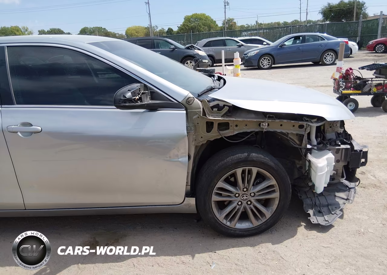 2017 Toyota Camry Se VIN:4T1BF1FK3HU395216 - 6