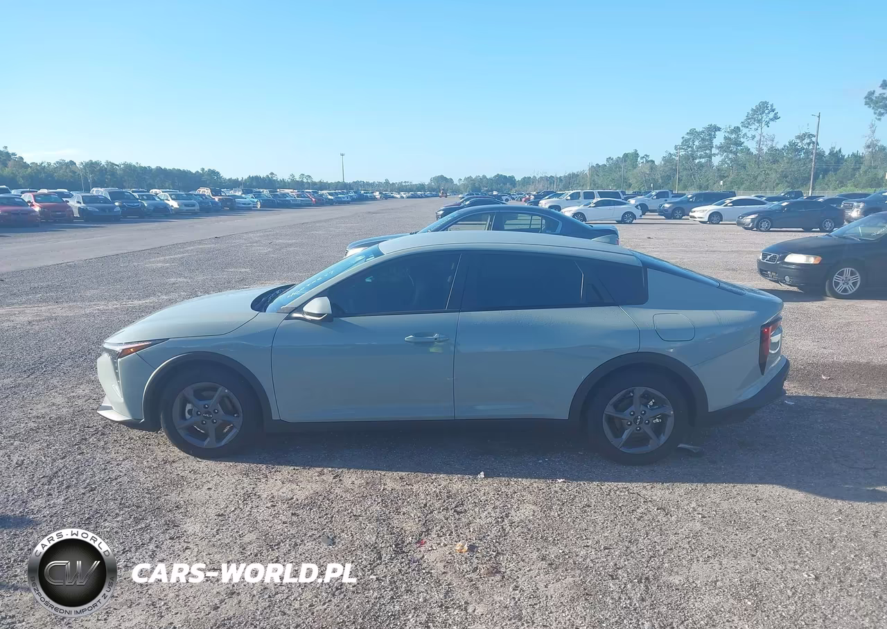 2026 Kia K4 Lxs VIN:3KPFT4DE4TE280807 - 14