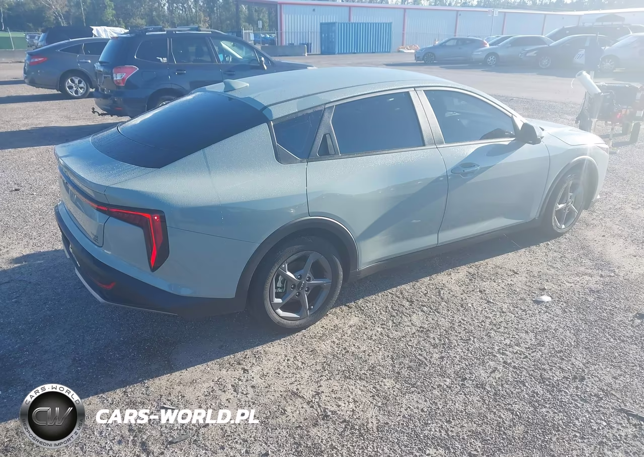 2026 Kia K4 Lxs VIN:3KPFT4DE4TE280807 - 4