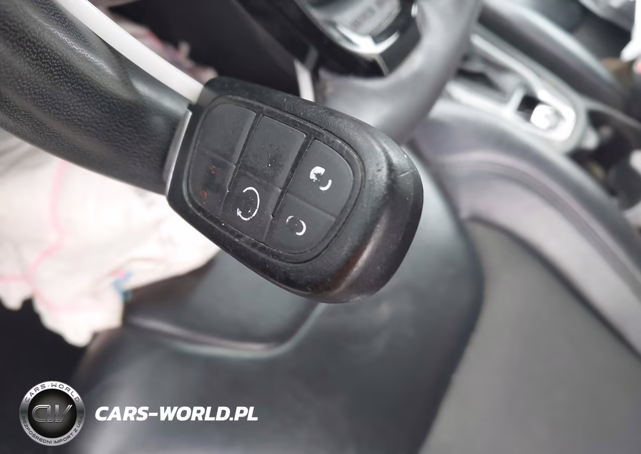 2021 Jeep Cherokee Altitude 4X4 VIN:1C4PJMLB4MD223270 - 11