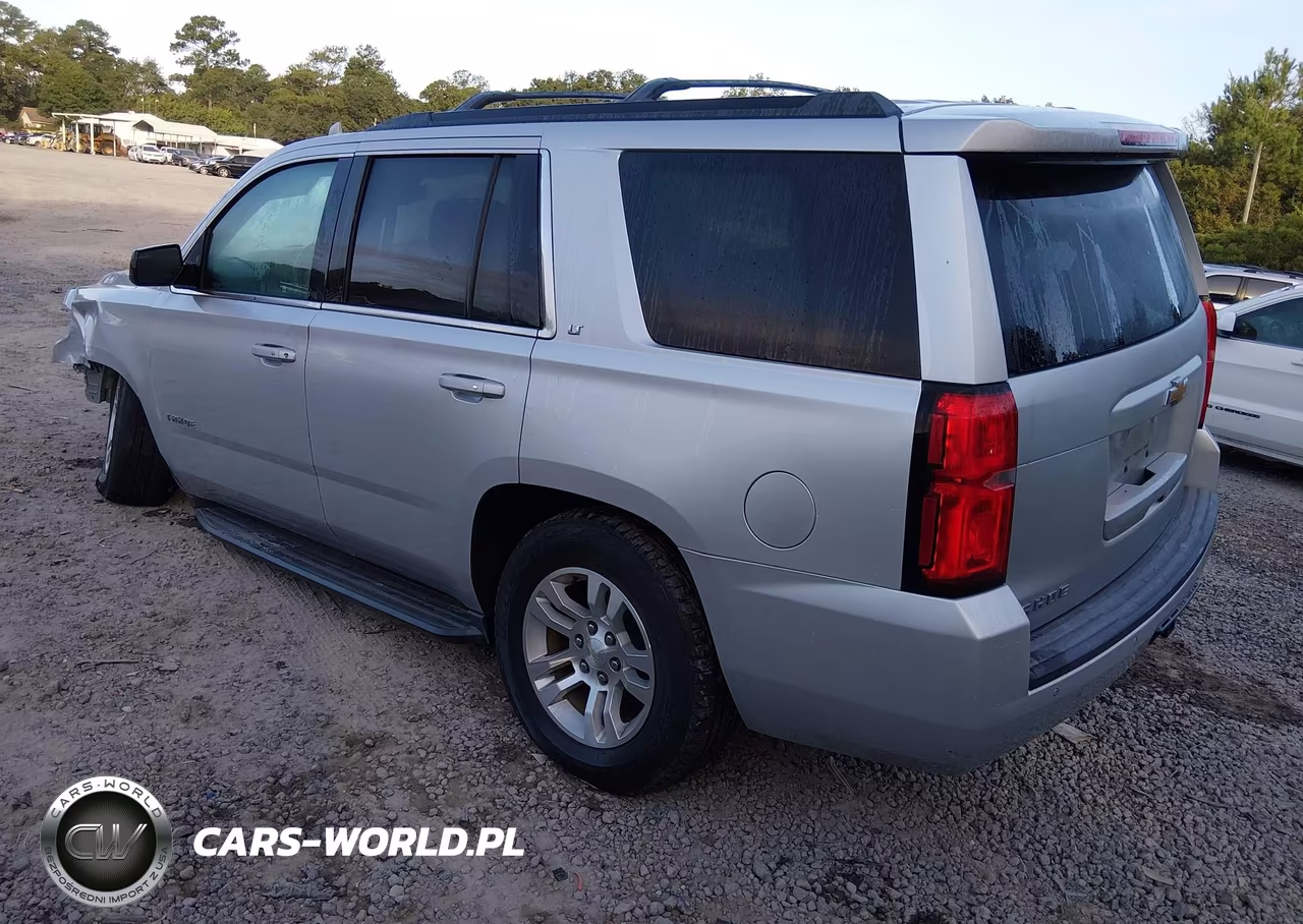 2018 Chevrolet Tahoe Lt VIN:1GNSKBKC5JR238050 - 3