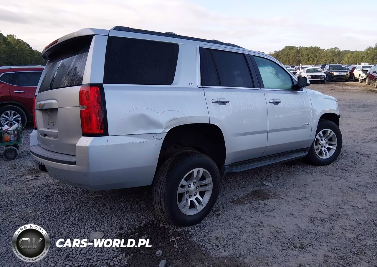 2018 Chevrolet Tahoe Lt VIN:1GNSKBKC5JR238050 - 4
