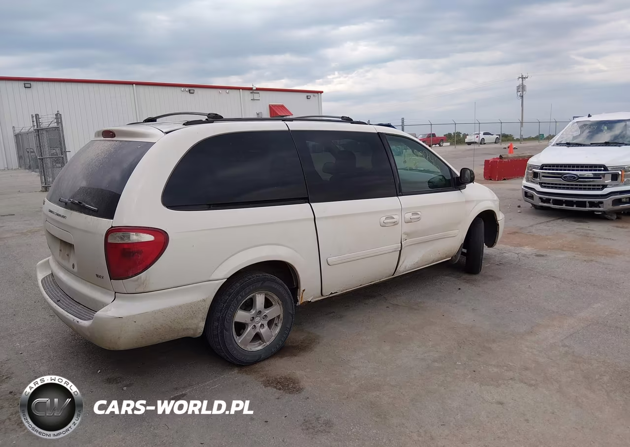 2007 Dodge Grand Caravan Sxt VIN:2D4GP44L57R322061 - 4