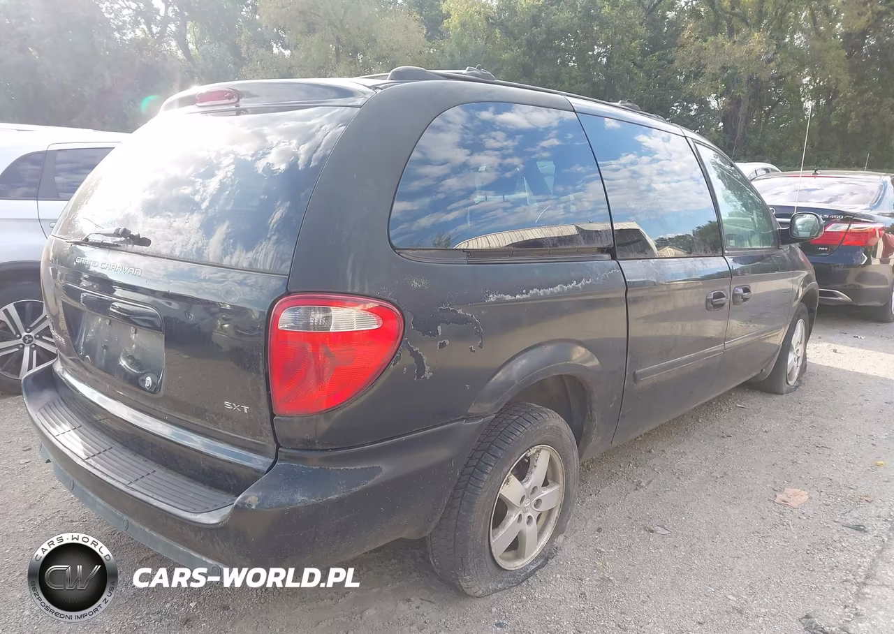 2005 Dodge Grand Caravan Sxt VIN:2D8GP44L45R118007 - 4