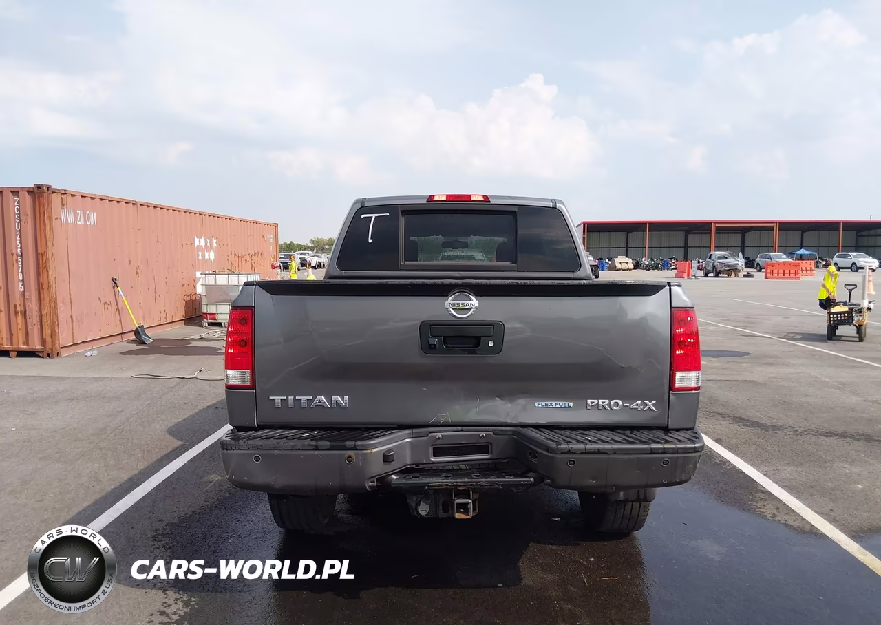 2015 Nissan Titan Pro-4X VIN:1N6BA0EC9FN501762 - 16