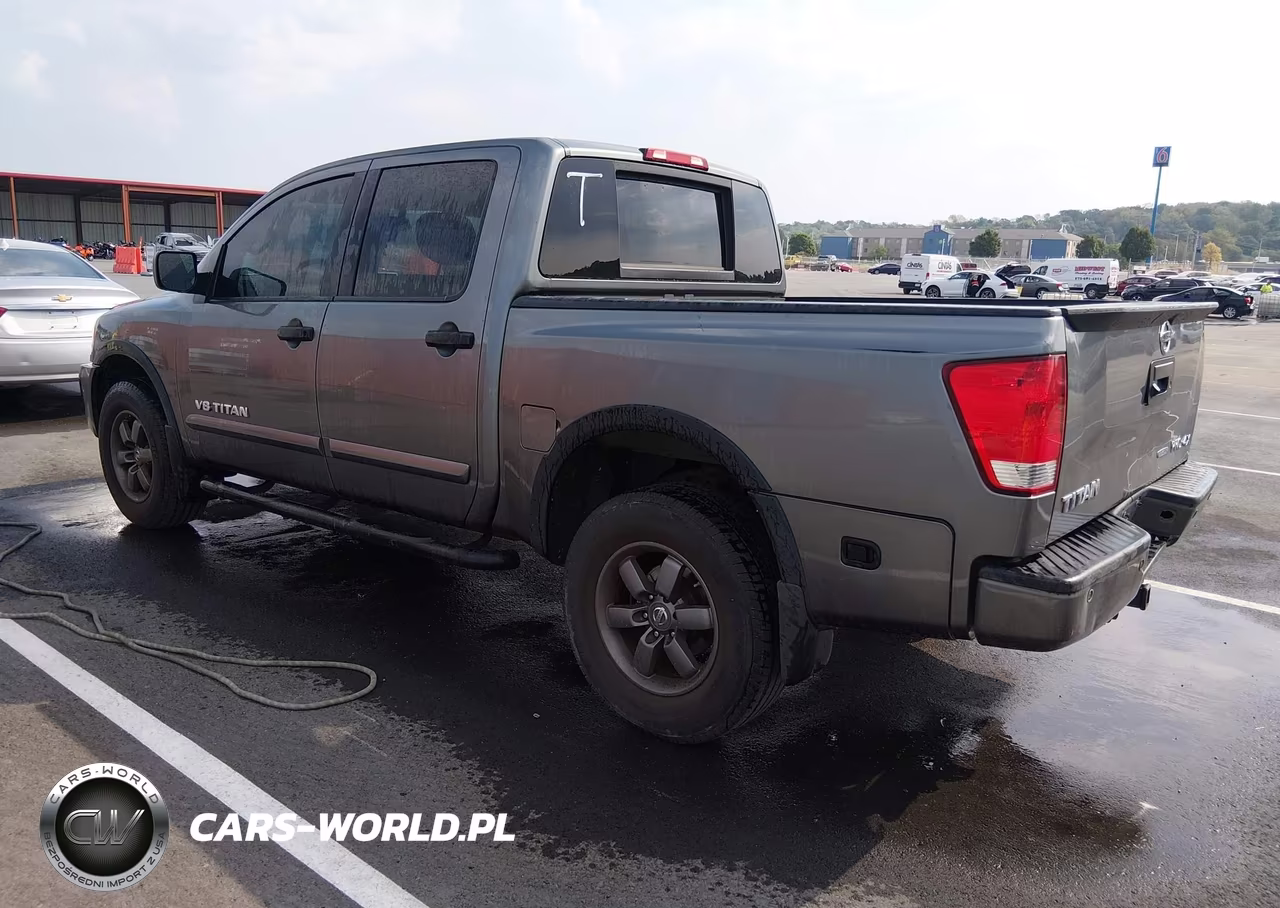 2015 Nissan Titan Pro-4X VIN:1N6BA0EC9FN501762 - 3