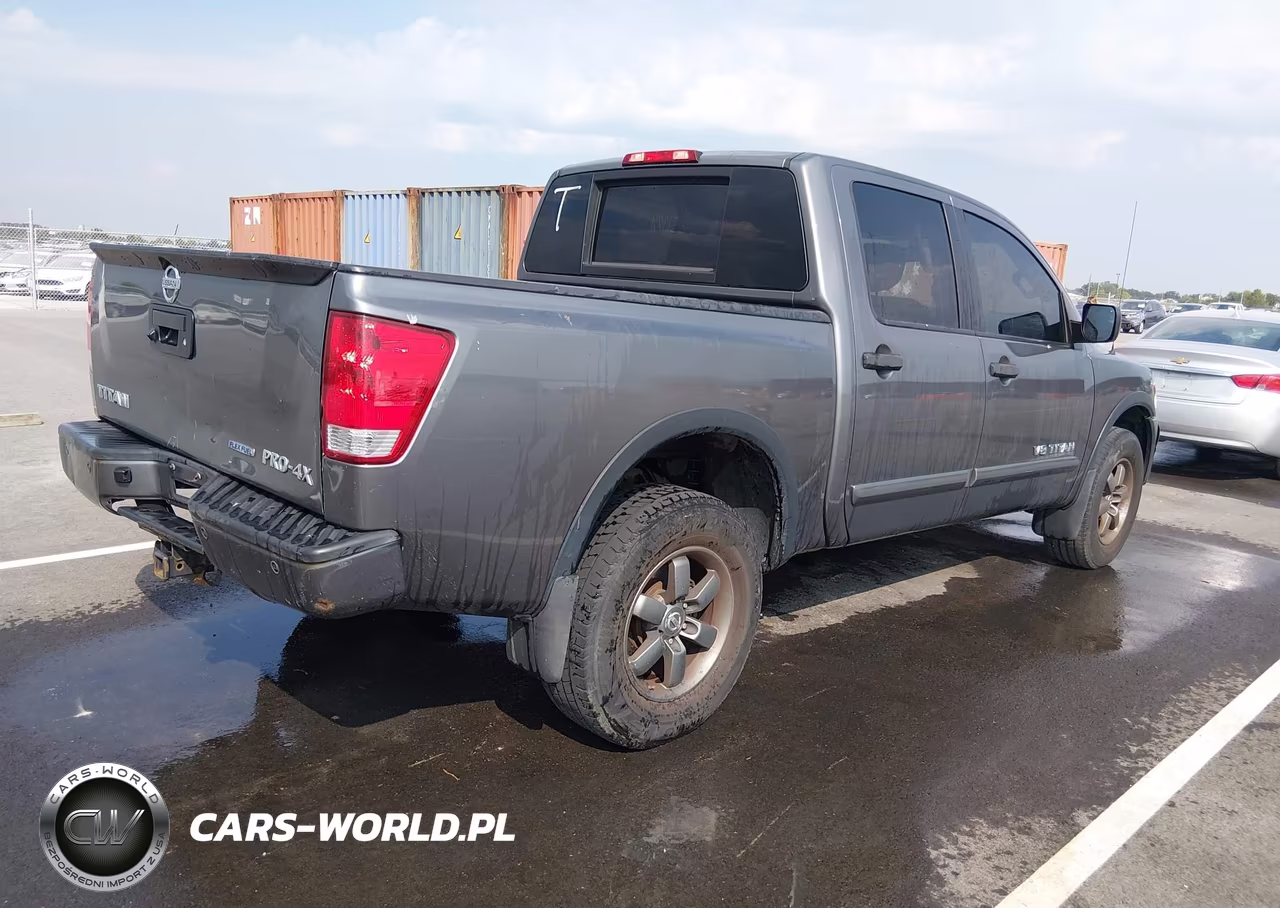 2015 Nissan Titan Pro-4X VIN:1N6BA0EC9FN501762 - 4