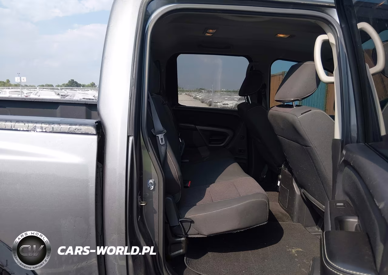 2015 Nissan Titan Pro-4X VIN:1N6BA0EC9FN501762 - 8