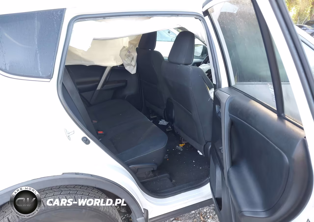 2018 Toyota Rav4 Xle VIN:2T3WFREVXJW484029 - 8