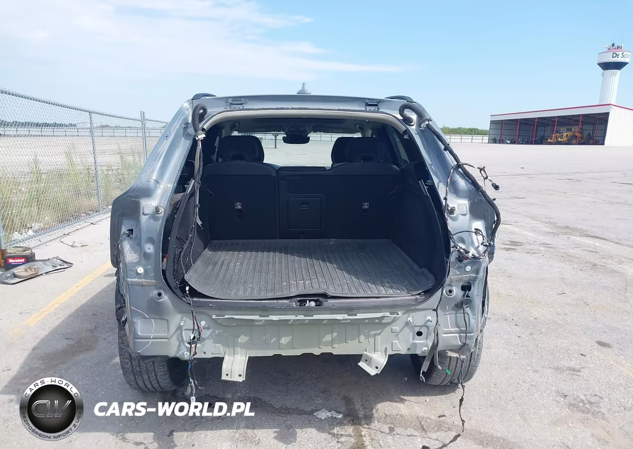2022 Volvo Xc60 B5 Momentum VIN:YV4L12RK9N1986881 - 17