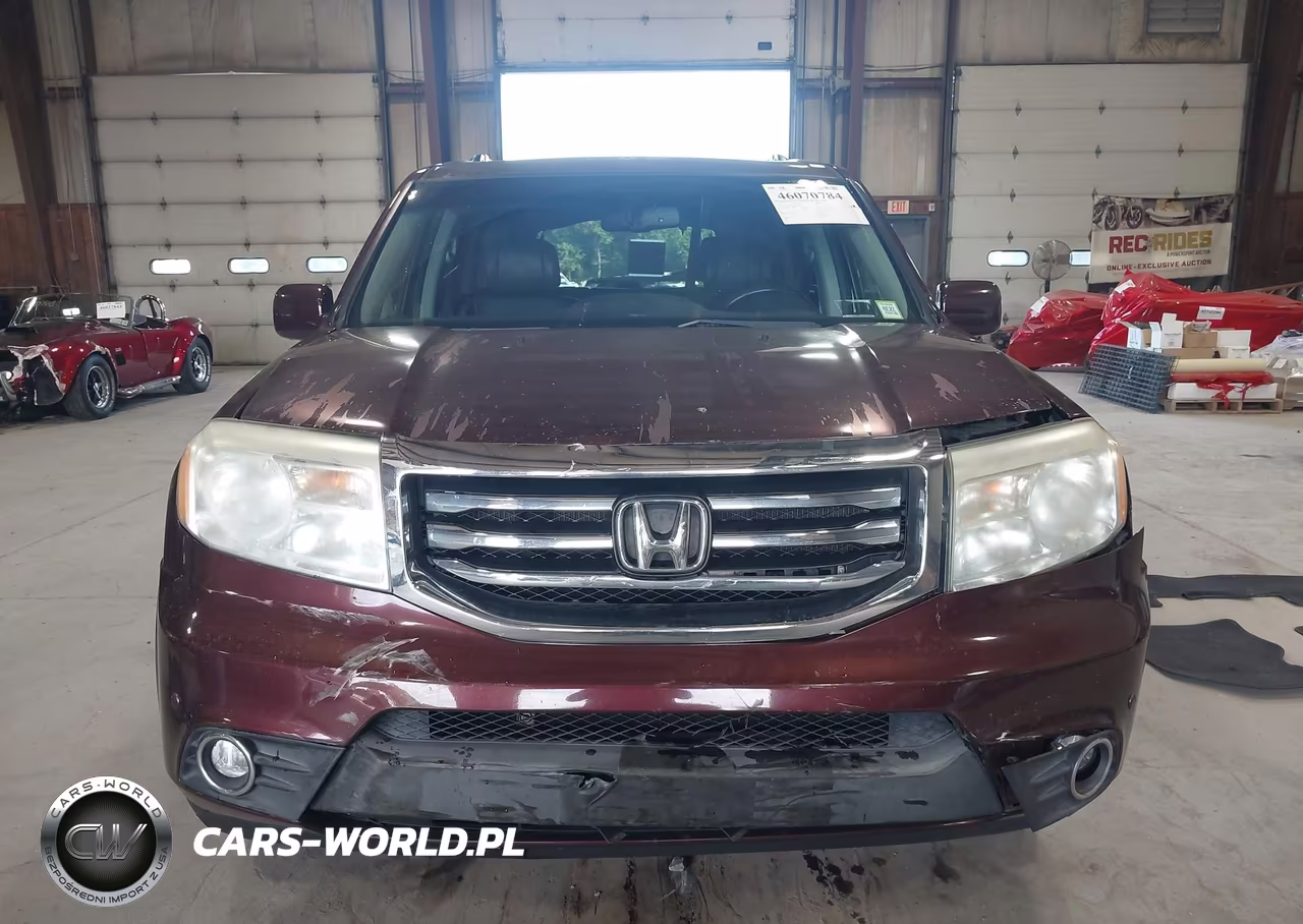 2012 Honda Pilot Touring VIN:5FNYF4H9XCB033637 - 12