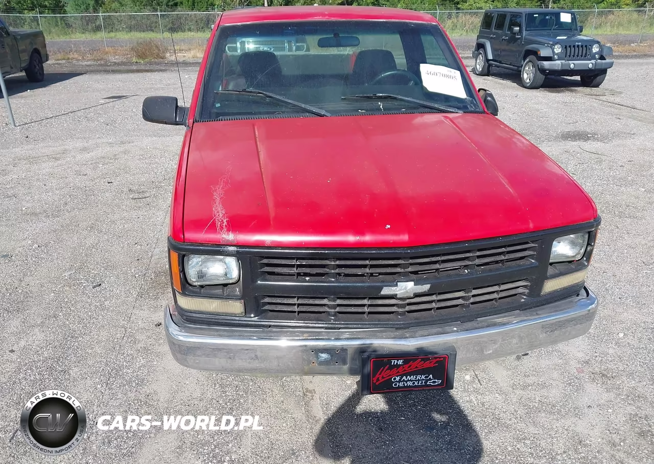 1998 Chevrolet C1500 Fleetside W-T VIN:1GCEC14WXWZ230912 - 13