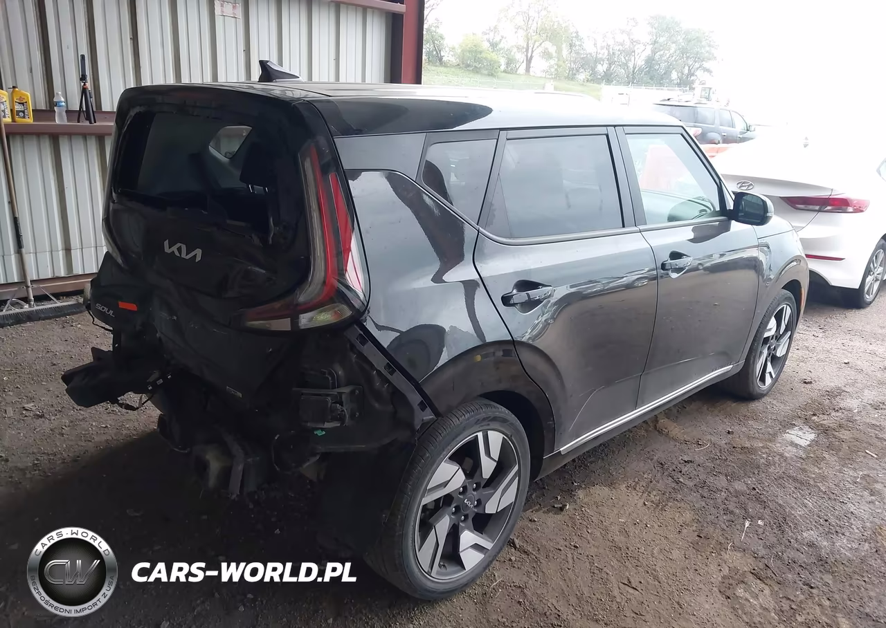 2025 Kia Soul Gt-Line VIN:KNDJ53AU3S7922328 - 4