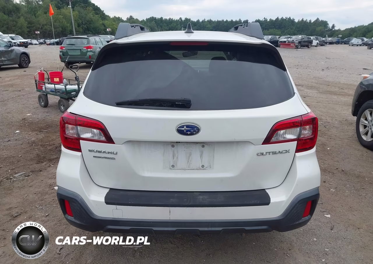 2019 Subaru Outback 2.5I Premium VIN:4S4BSAFC5K3354121 - 16