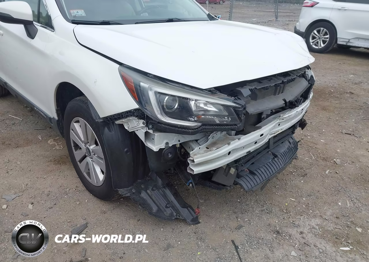 2019 Subaru Outback 2.5I Premium VIN:4S4BSAFC5K3354121 - 6