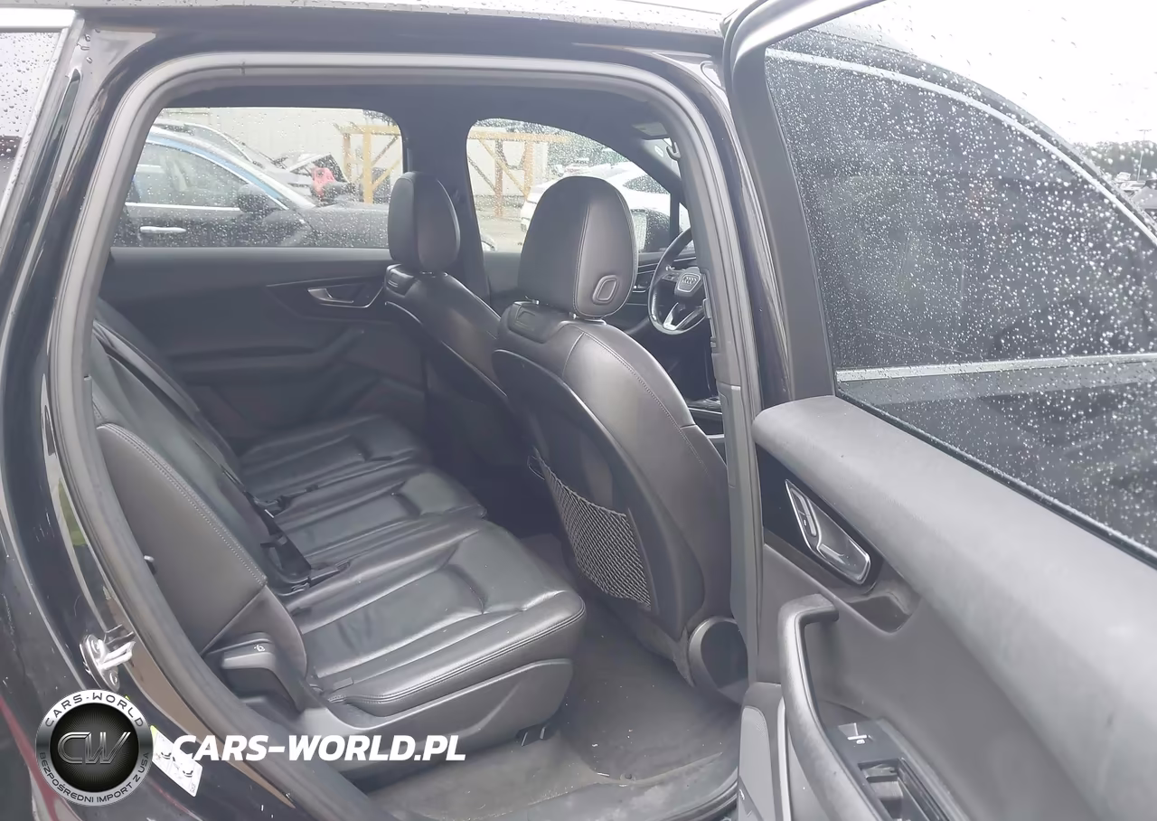 2017 Audi Q7 3.0T Premium VIN:WA1LAAF79HD033176 - 8