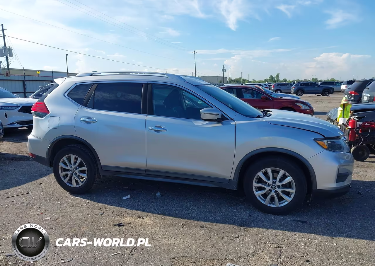 2017 Nissan Rogue Sv VIN:KNMAT2MV3HP545707 - 12