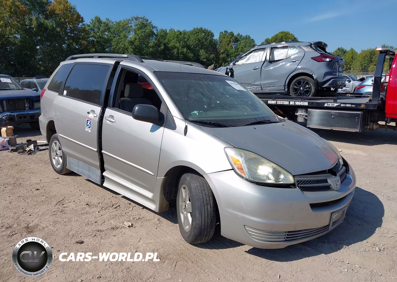 2004 Toyota Sienna Le
