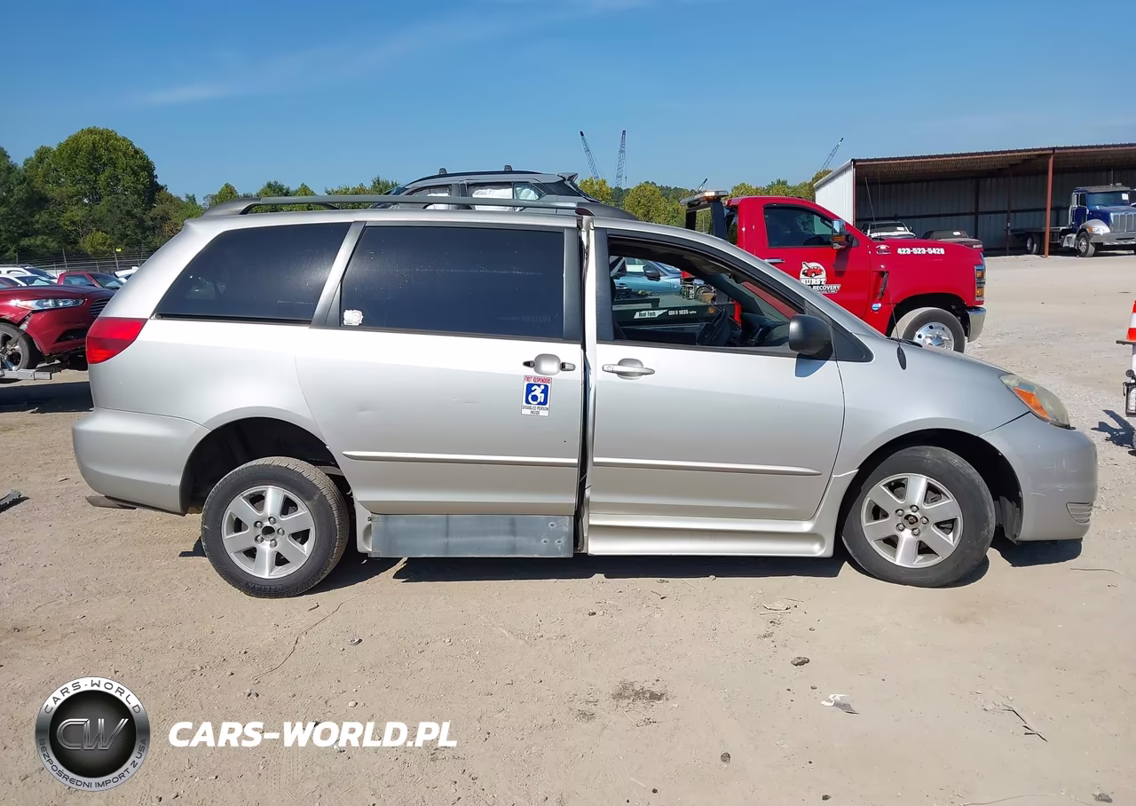 2004 Toyota Sienna Le VIN:5TDZA23C94S164808 - 14