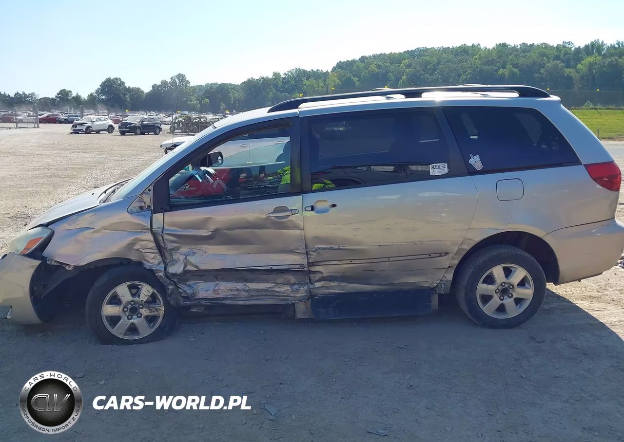 2004 Toyota Sienna Le VIN:5TDZA23C94S164808 - 15