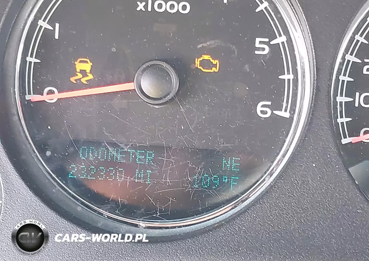 2013 Chevrolet Tahoe Lt VIN:1GNSCBE00DR156293 - 15