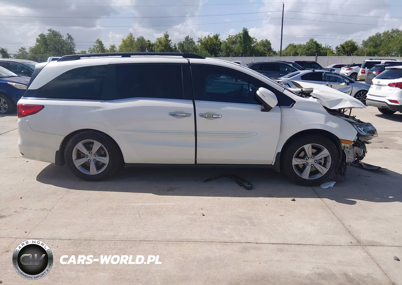 2018 Honda Odyssey Ex VIN:5FNRL6H54JB090435 - 13
