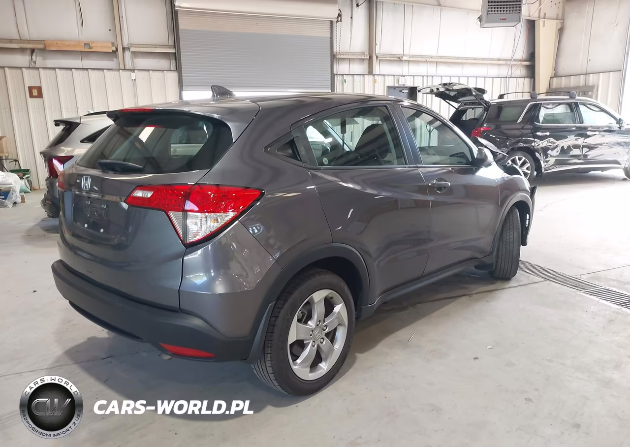 2022 Honda Hr-V 2Wd Lx VIN:3CZRU5H37NM731255 - 4