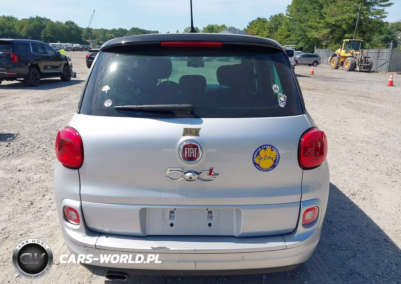 2015 Fiat 500L Lounge VIN:ZFBCFACH3FZ035402 - 16