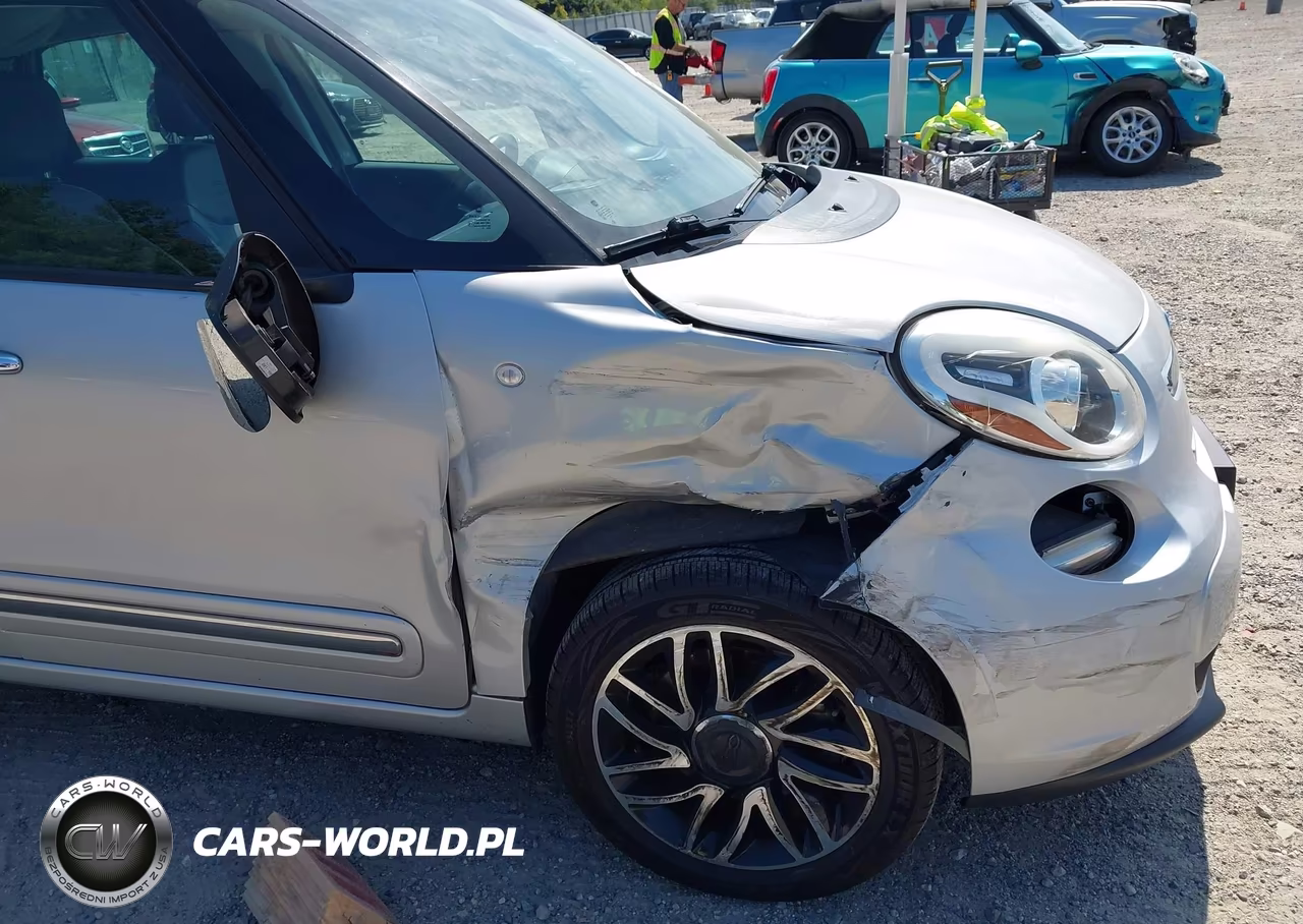 2015 Fiat 500L Lounge VIN:ZFBCFACH3FZ035402 - 6
