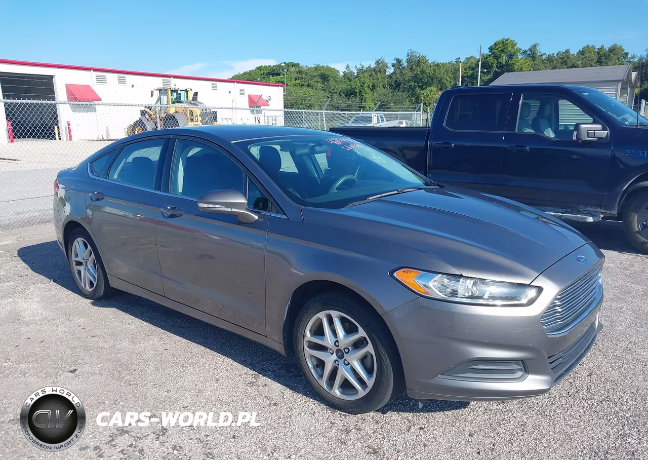 2014 Ford Fusion Se – zdjęcie 1 z 10